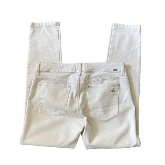 DL1961 Emma Legging Jeans in Milk White Size 30 x 28 - Picture 7 of 15